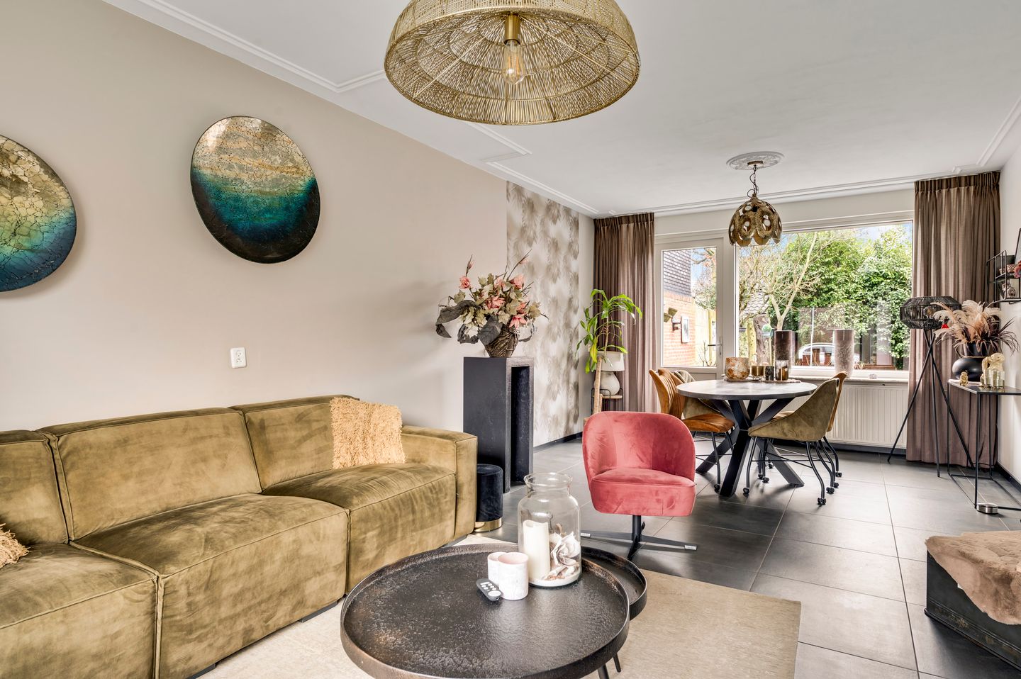 Photo 14 of Overweertstraat 27