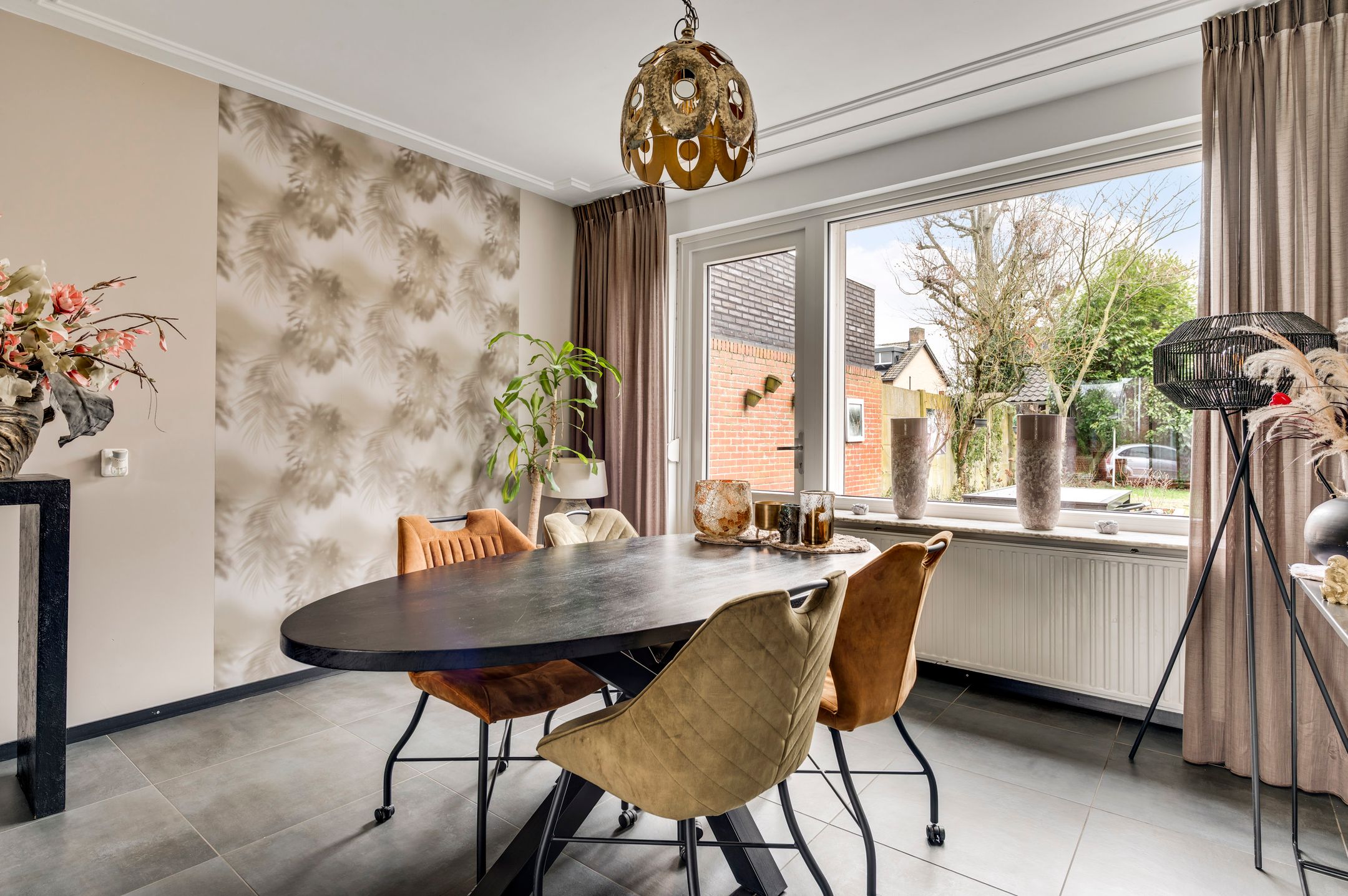 Photo 15 of Overweertstraat 27