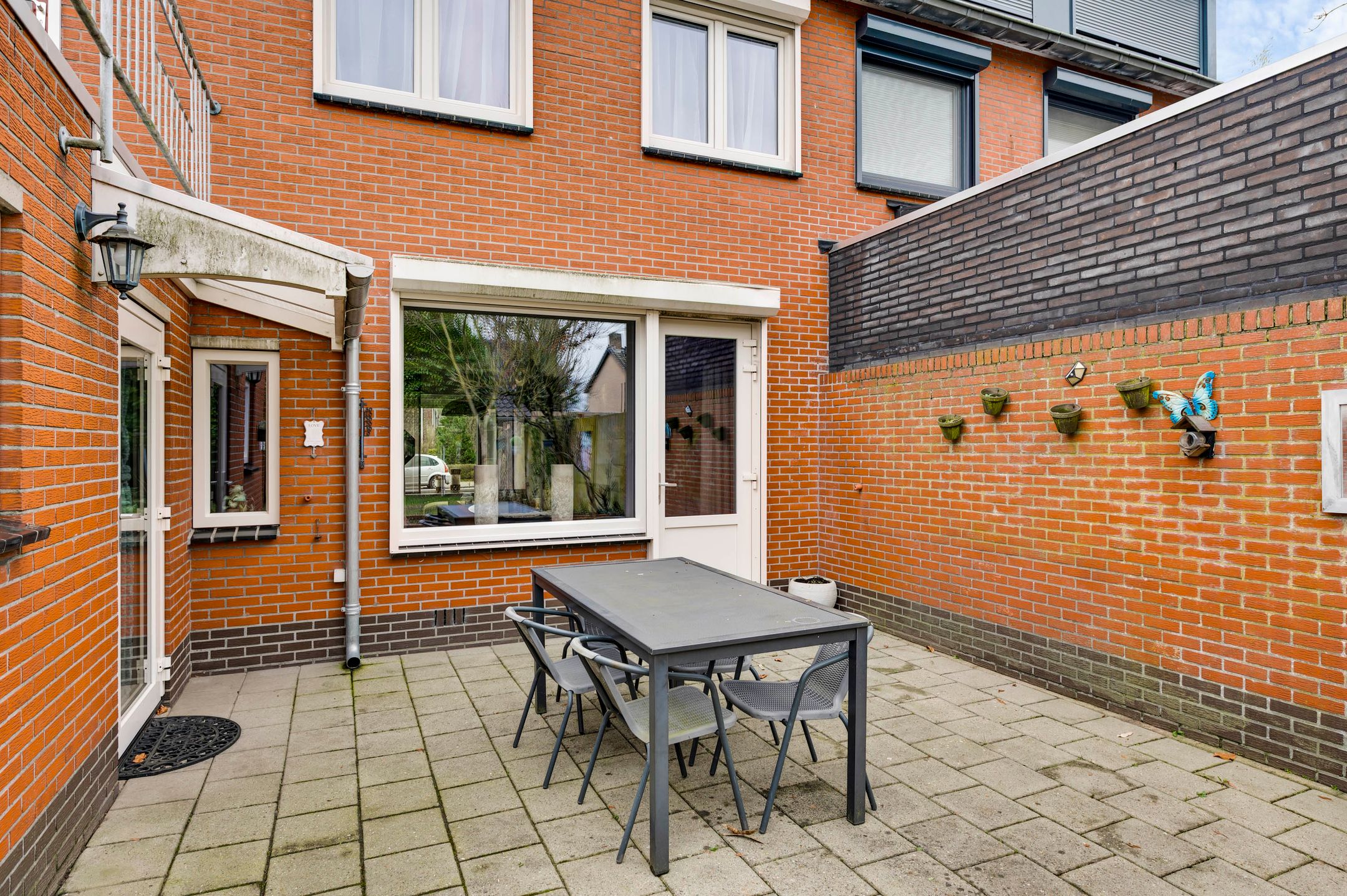 Photo 21 of Overweertstraat 27