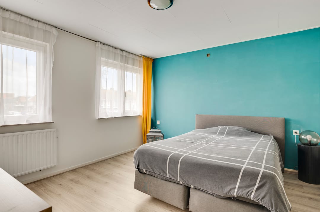 Photo 26 of Overweertstraat 27