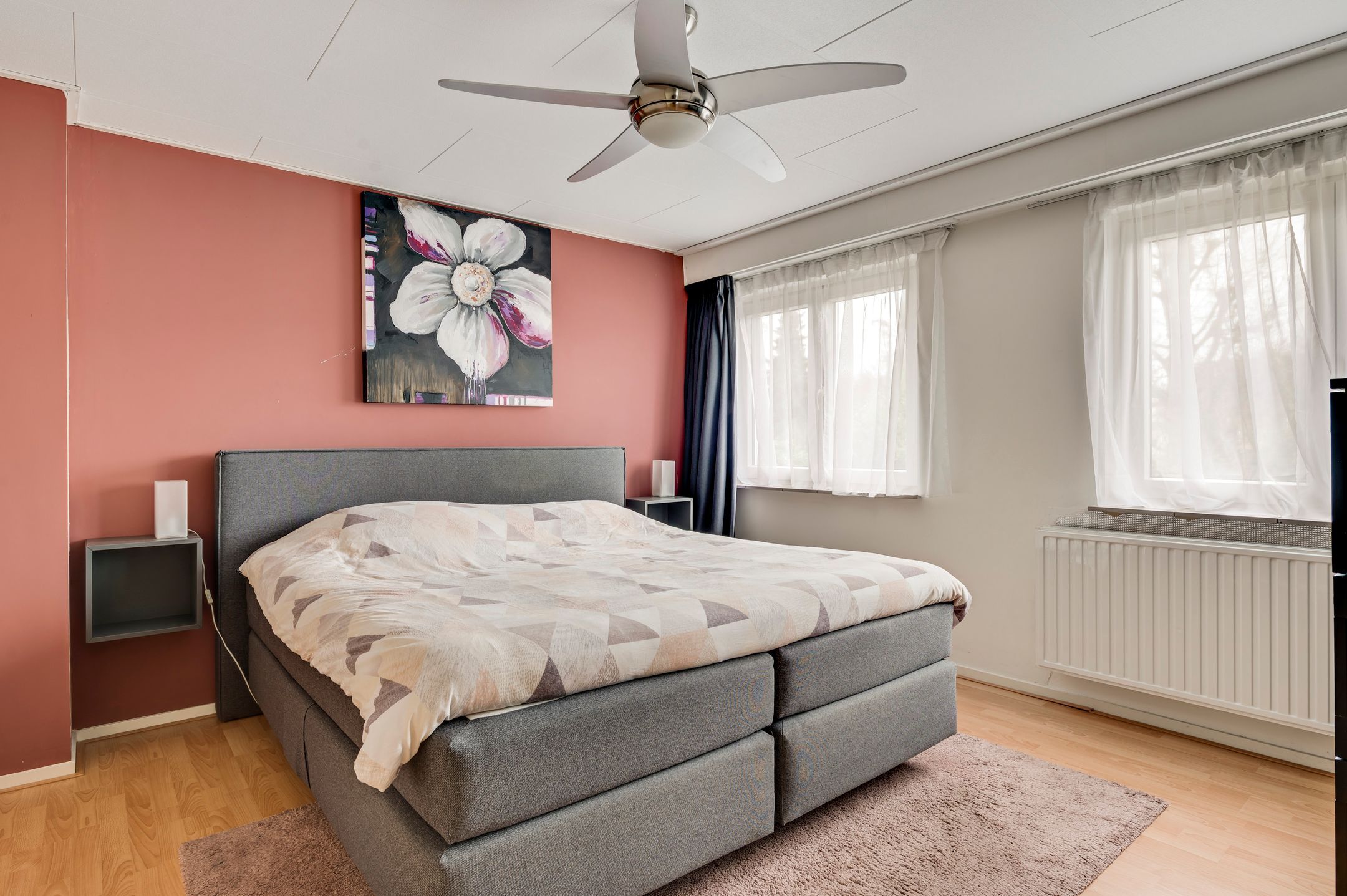 Photo 27 of Overweertstraat 27