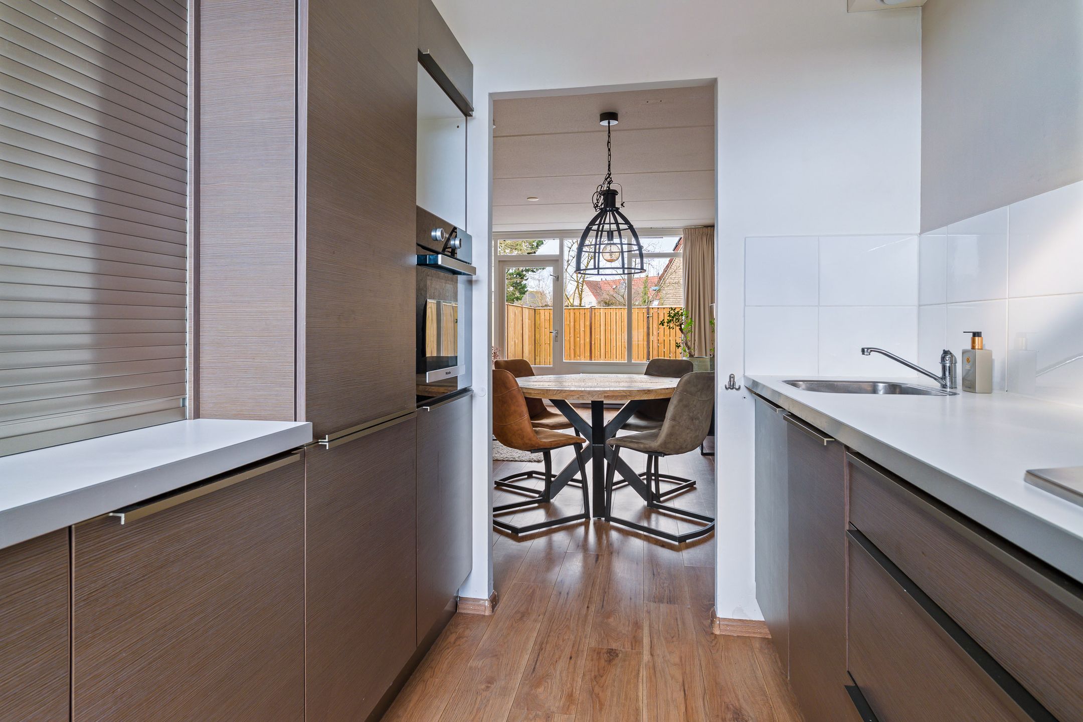 Foto 3 van Hanebalken 290