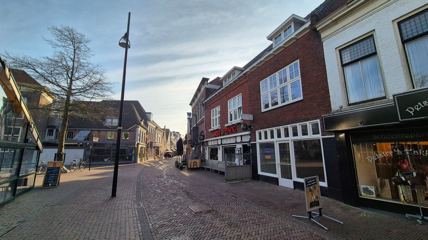 Bekijk foto 3 van Grote Kerkstraat 8