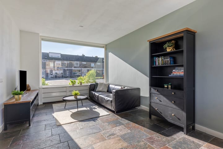 Photo 2 of Pastoor van Weesstraat 34