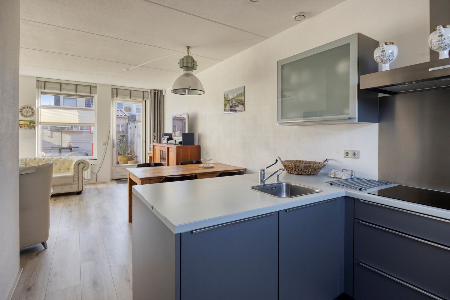 Foto 14 van Uraan 30