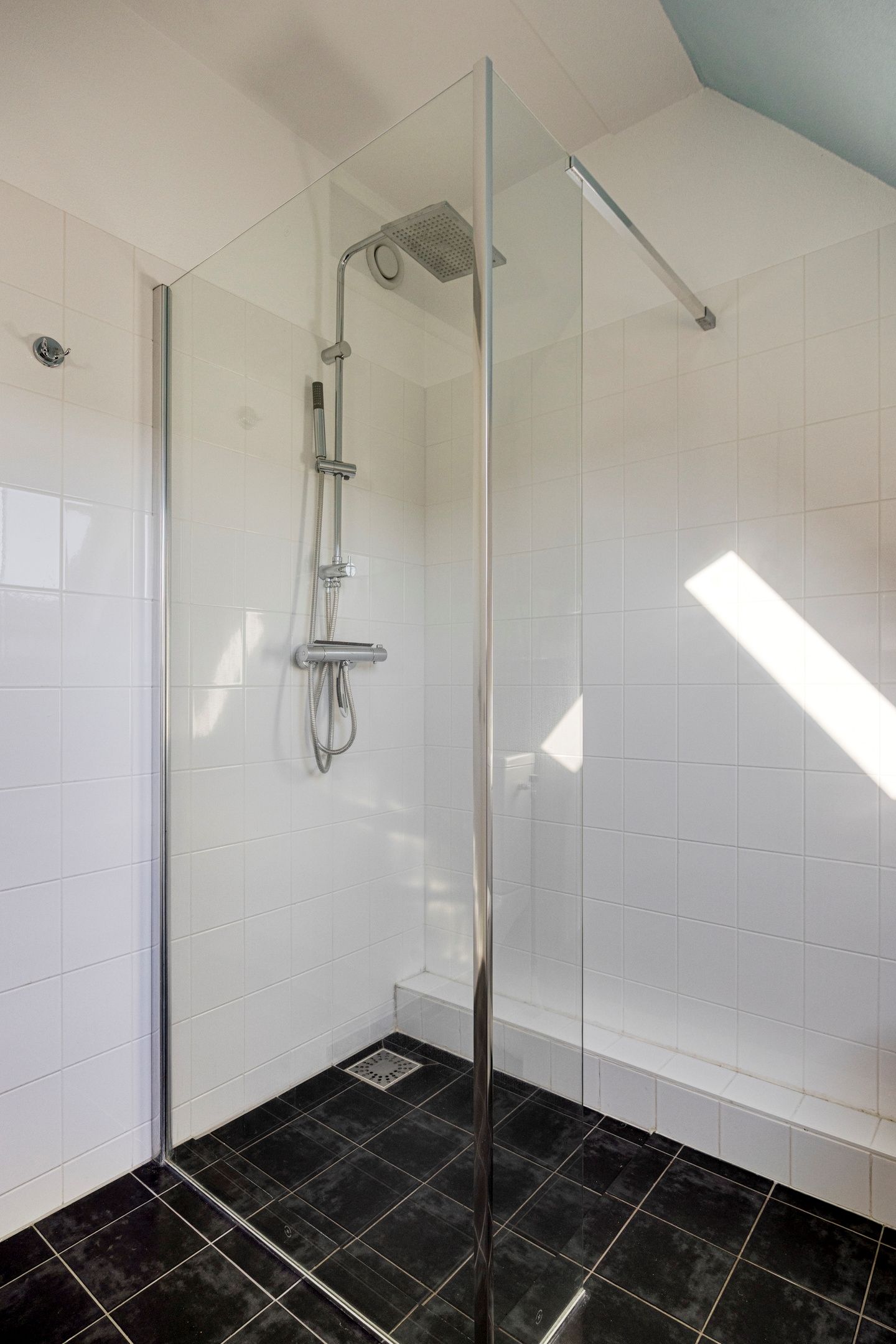 Foto 20 van Uraan 30