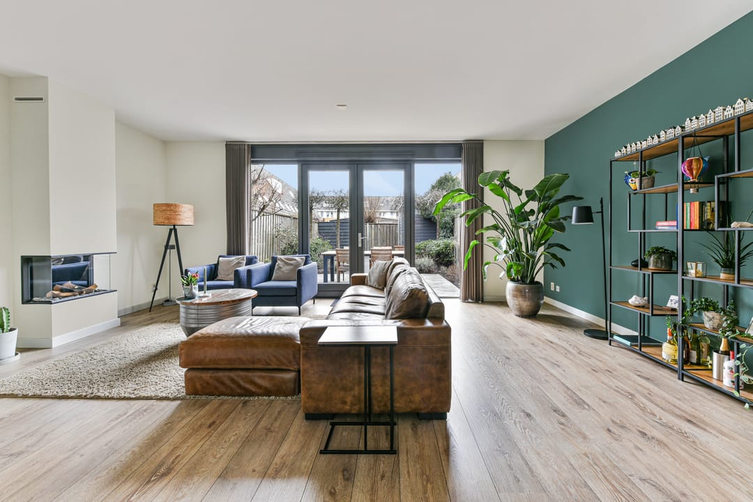 Photo 2 of Straat van Messina 12-C