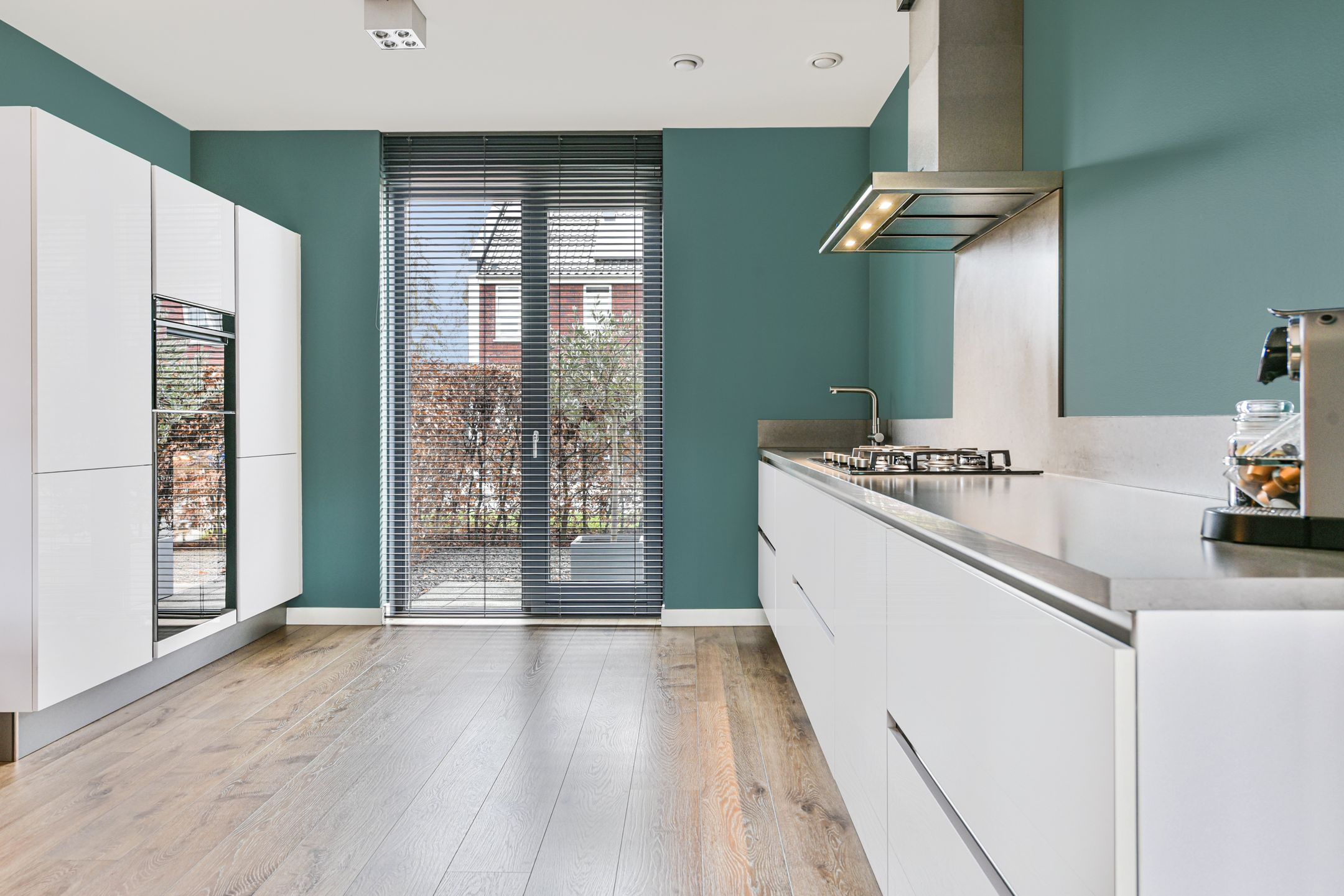 Photo 6 of Straat van Messina 12-C