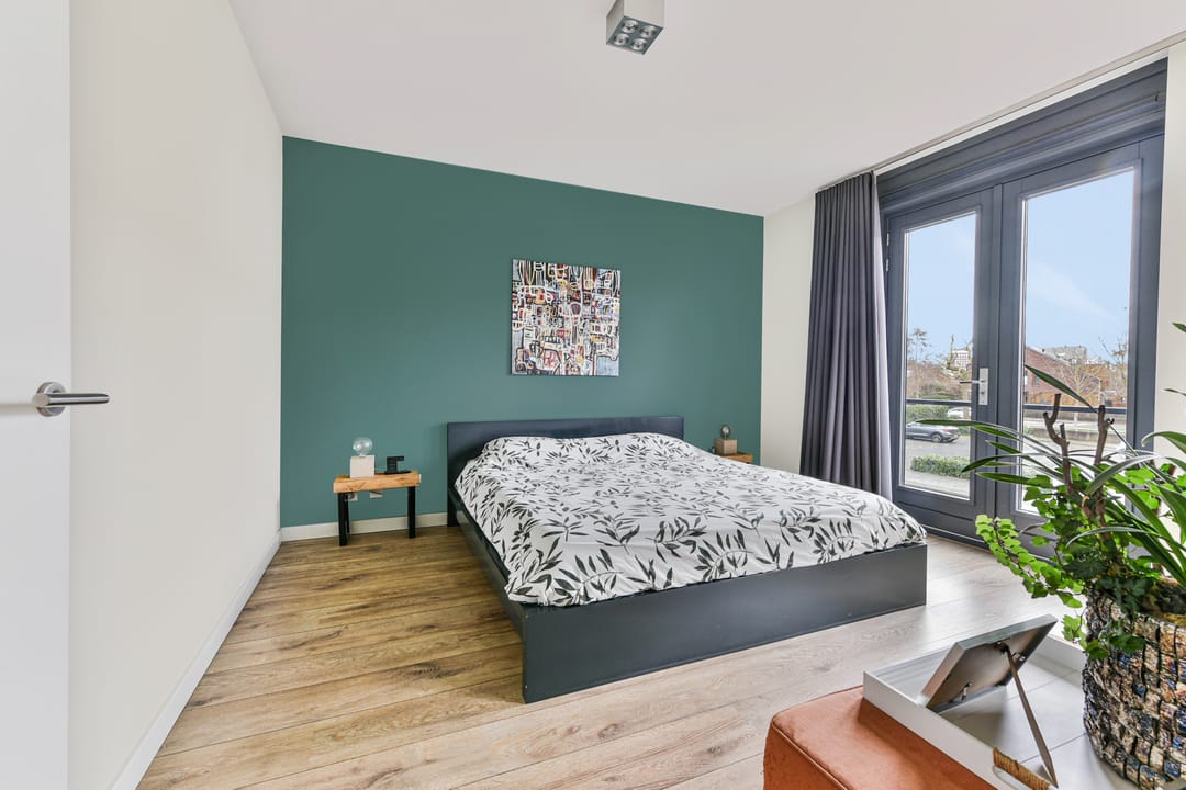 Photo 22 of Straat van Messina 12-C