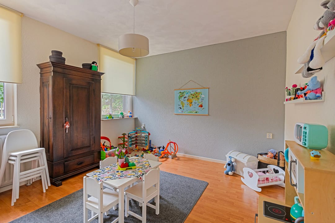 Photo 16 of Instraat 18