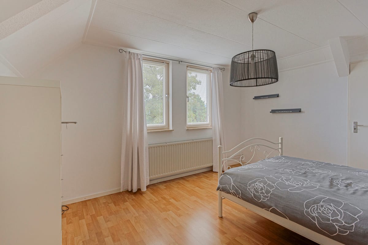 Photo 19 of Instraat 18