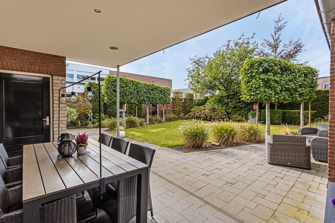 Photo 22 of Instraat 18