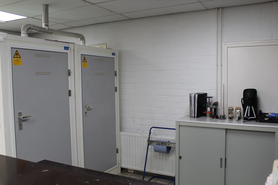 Photo 32 of Instraat 18