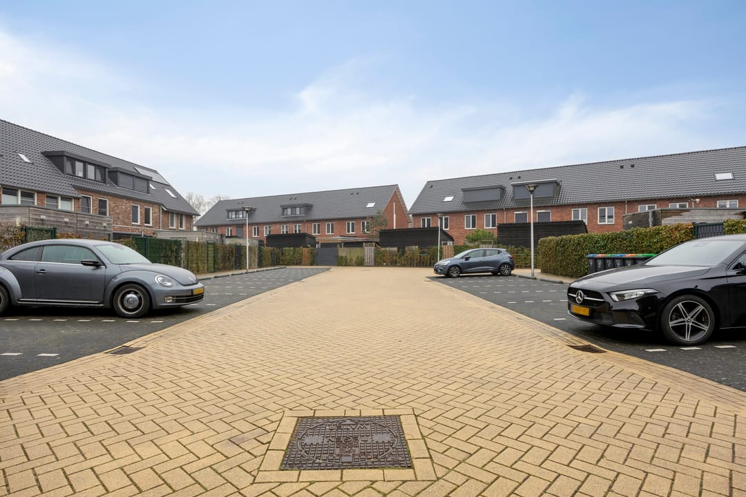 Foto 43 van Karel Appellaan 51