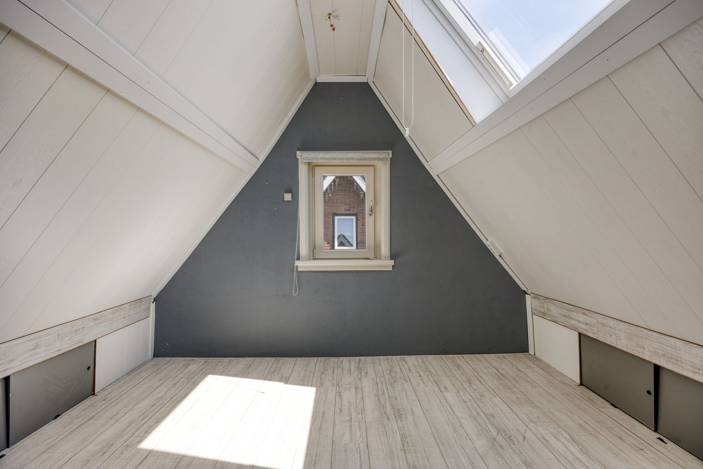 Foto 19 van Valkenweg 64