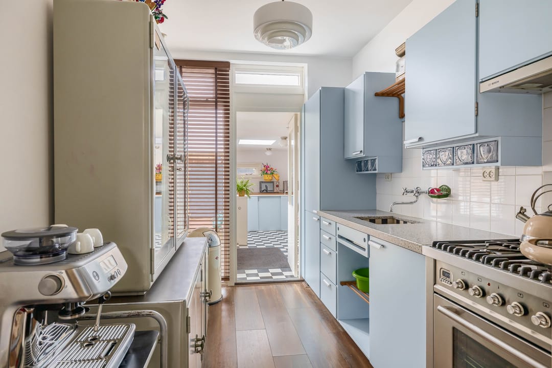 Photo 13 of Leliestraat 51