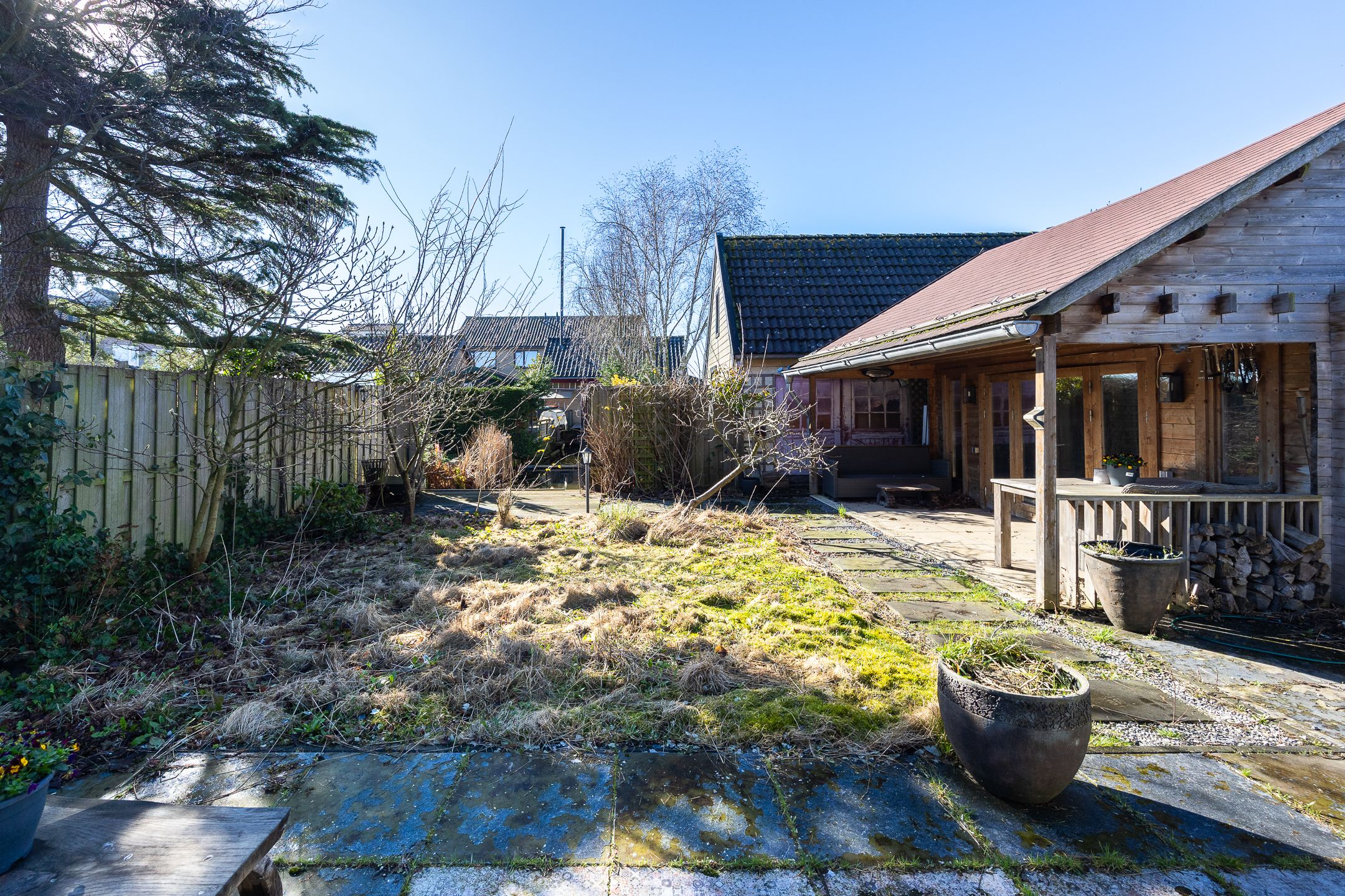 Foto 27 van Bloemenstraat 6