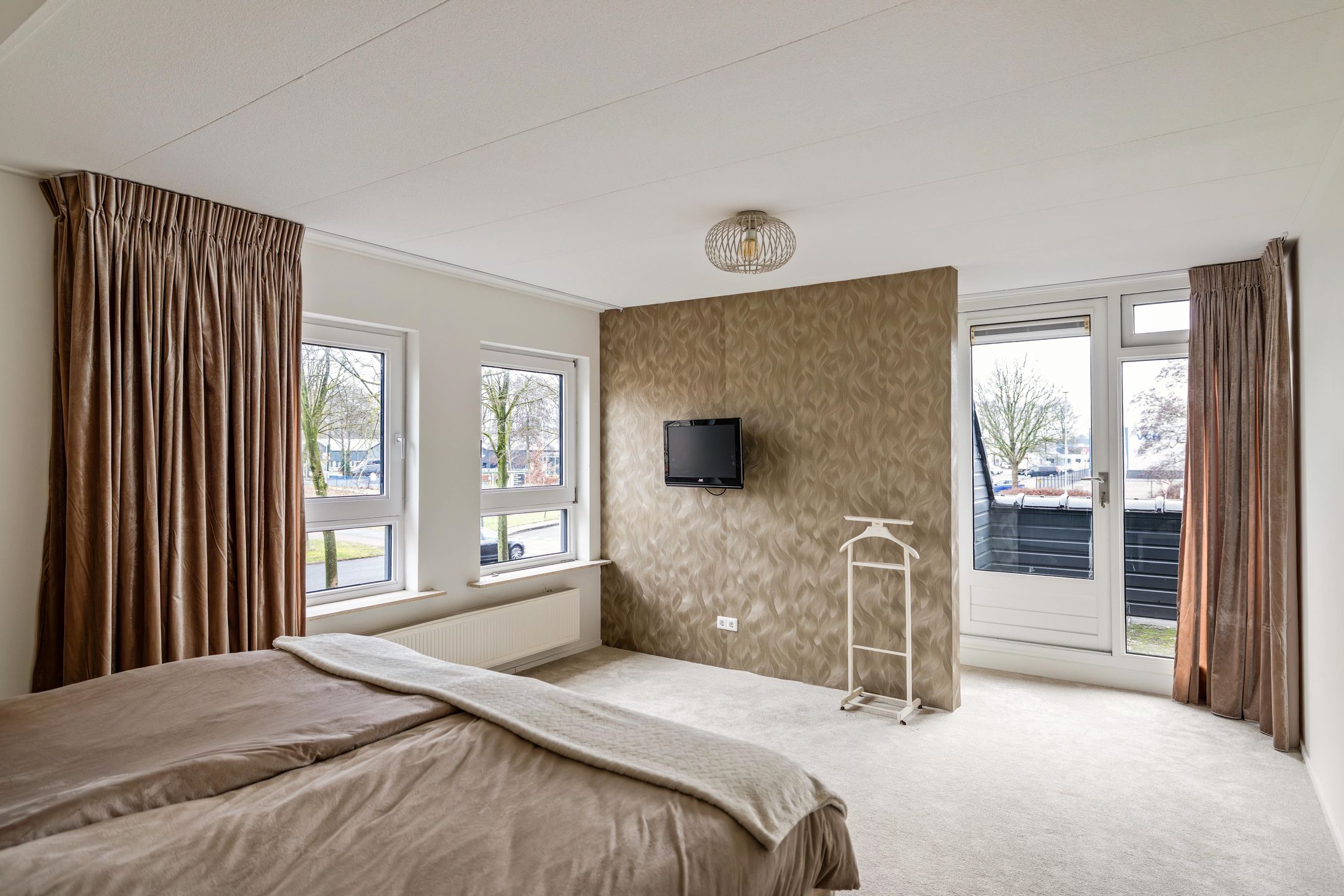 Photo 33 of Windsingel 2