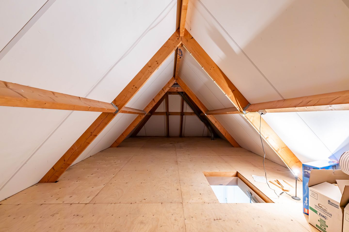 Photo 34 of Windsingel 2