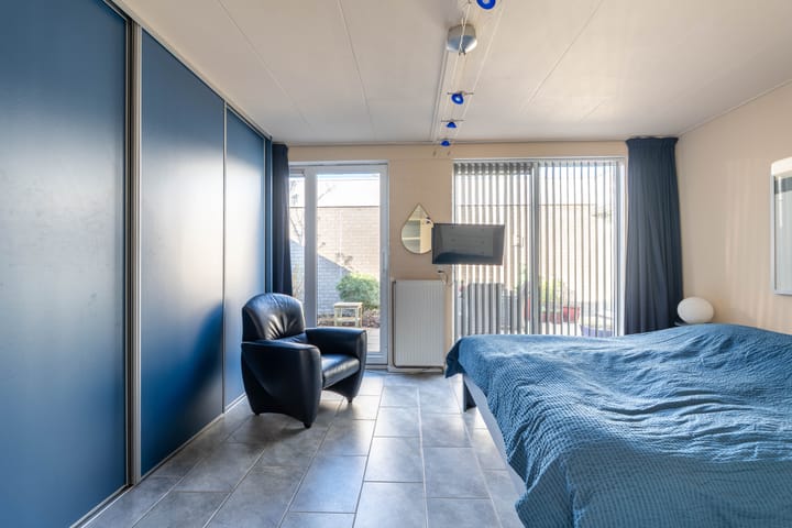 Photo 4 of Atlasvlinder 6