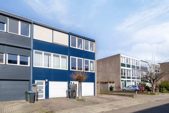 Photo 2 of Mergelsweg 116