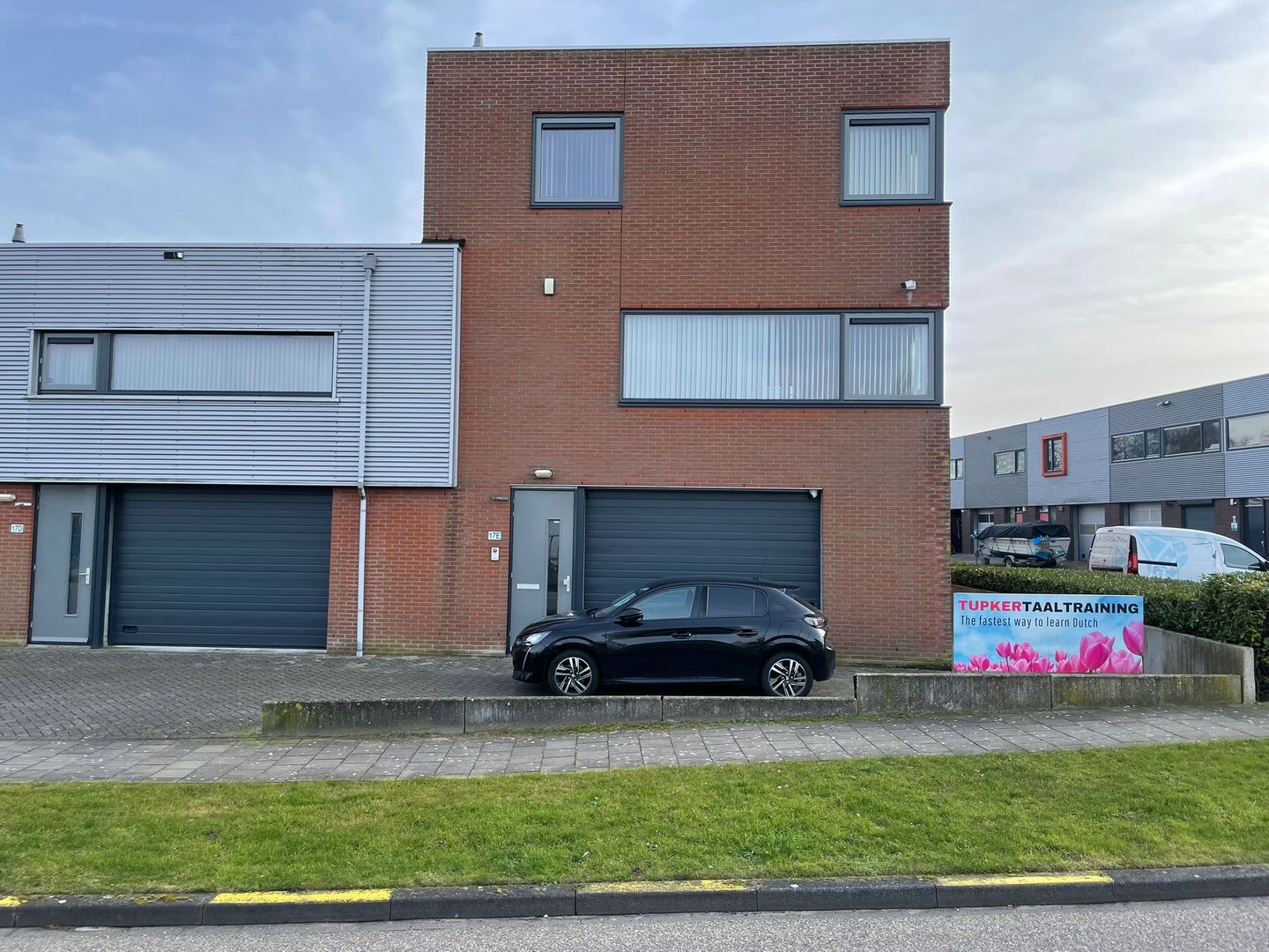 Bekijk foto 2 van Molenlaan 17-E