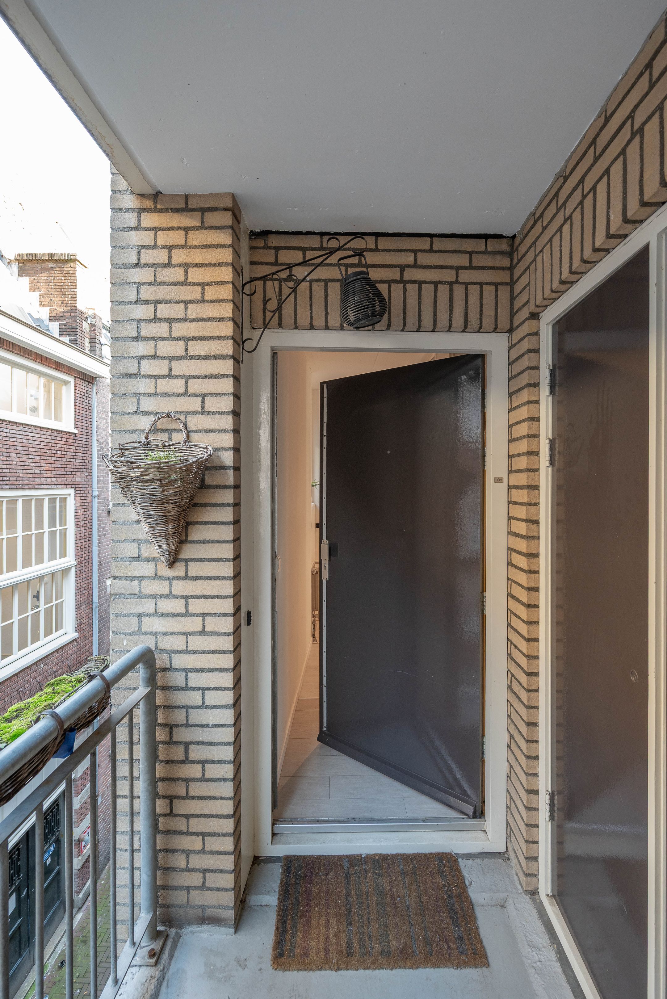 Foto 18 van Pieter Jacobszstraat 10-E