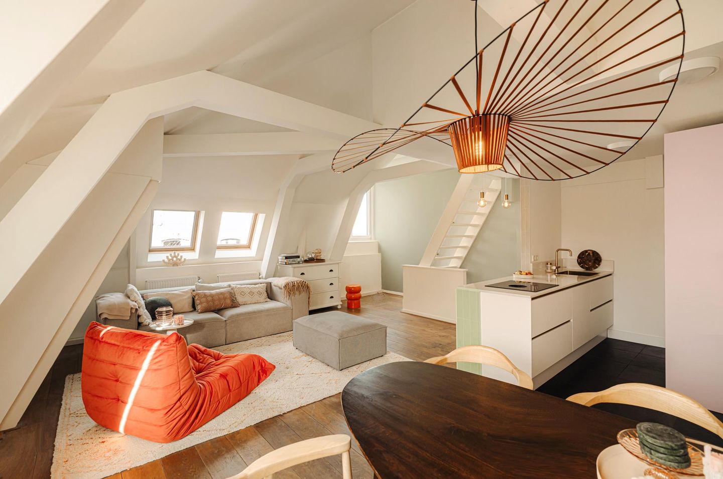 Foto 1 van Eerste Jacob van Campenstraat 36-4