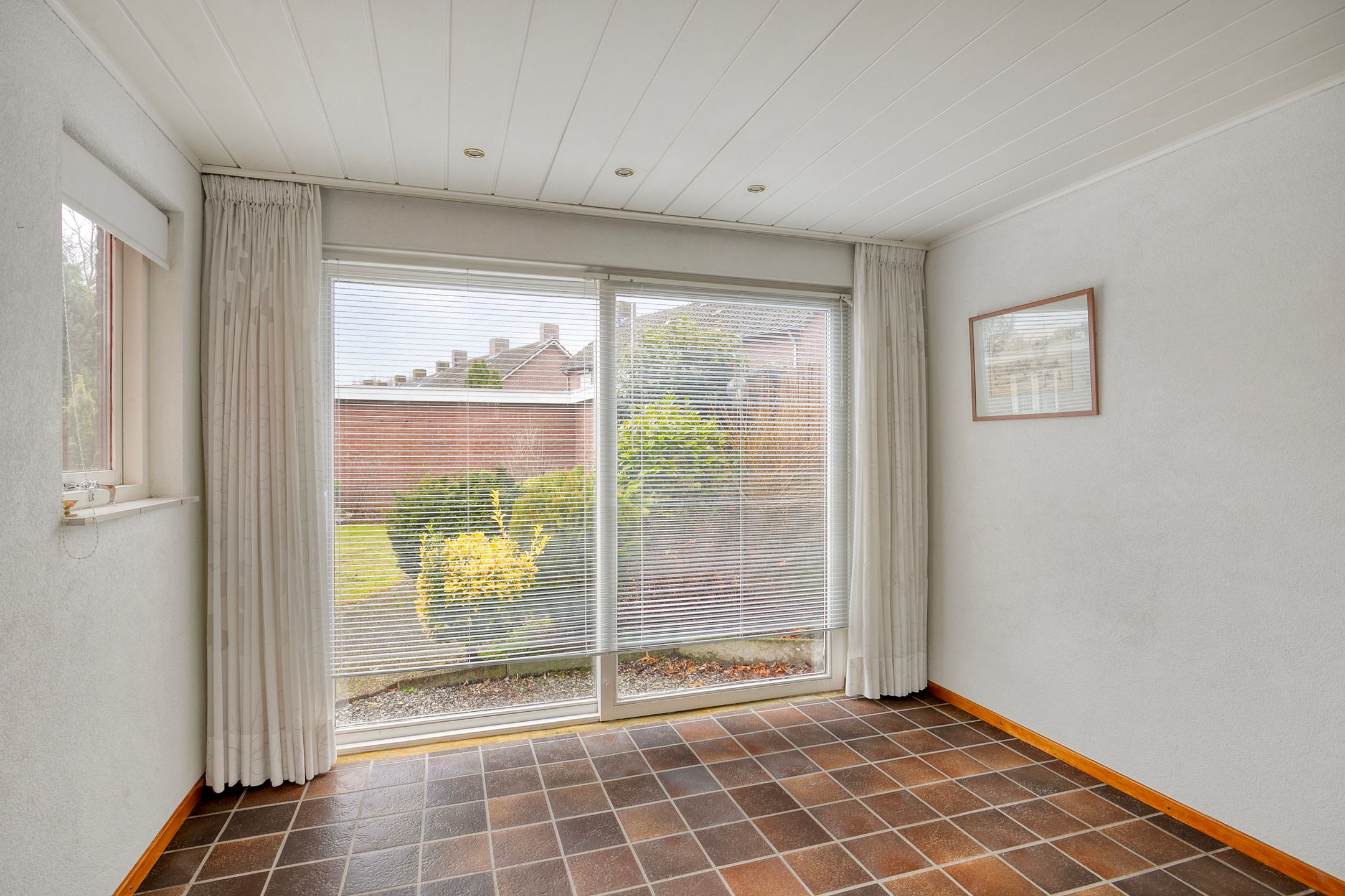 Foto 18 van Burgemeester van der Weidenlaan 63