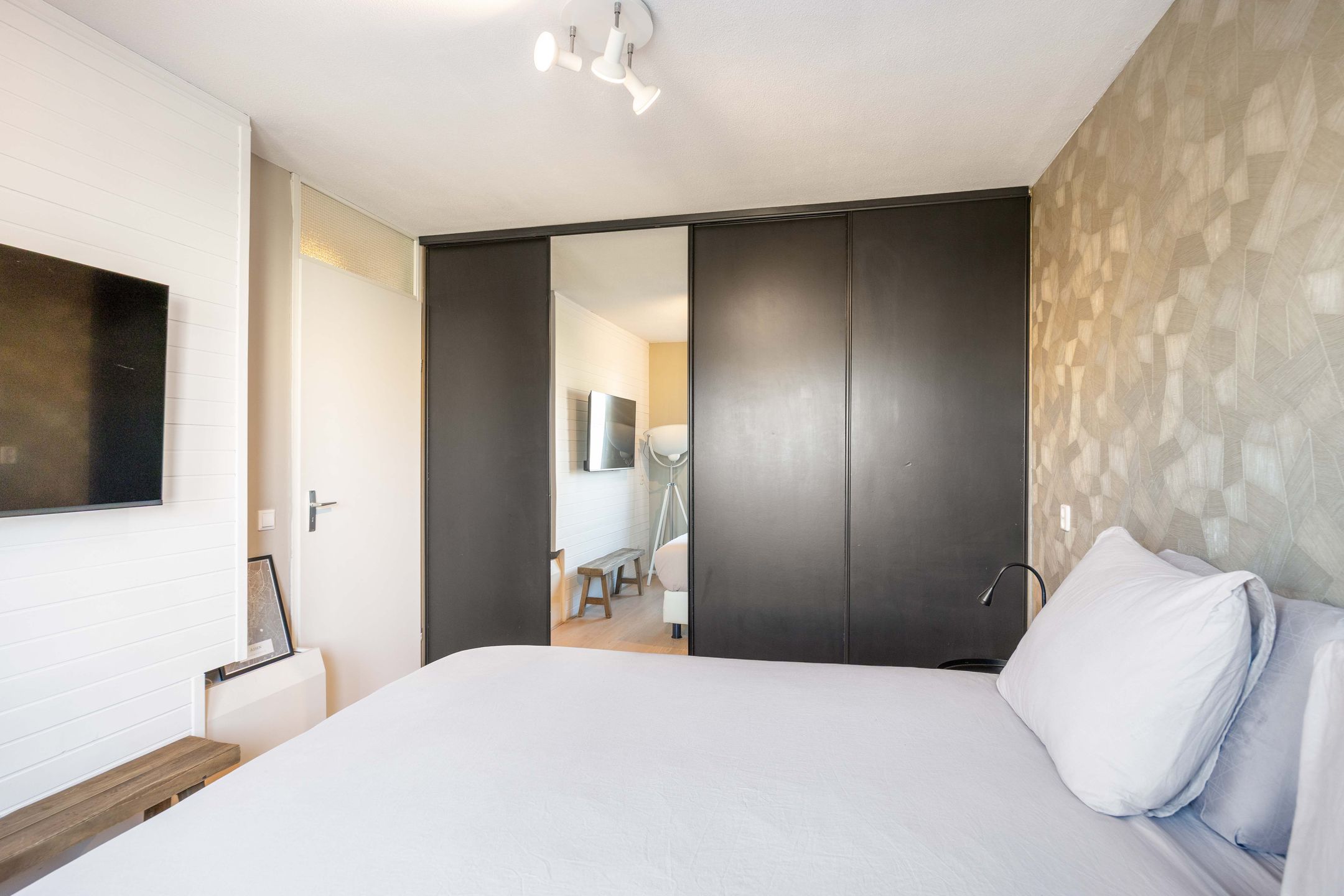 Photo 33 of Venuskade 28