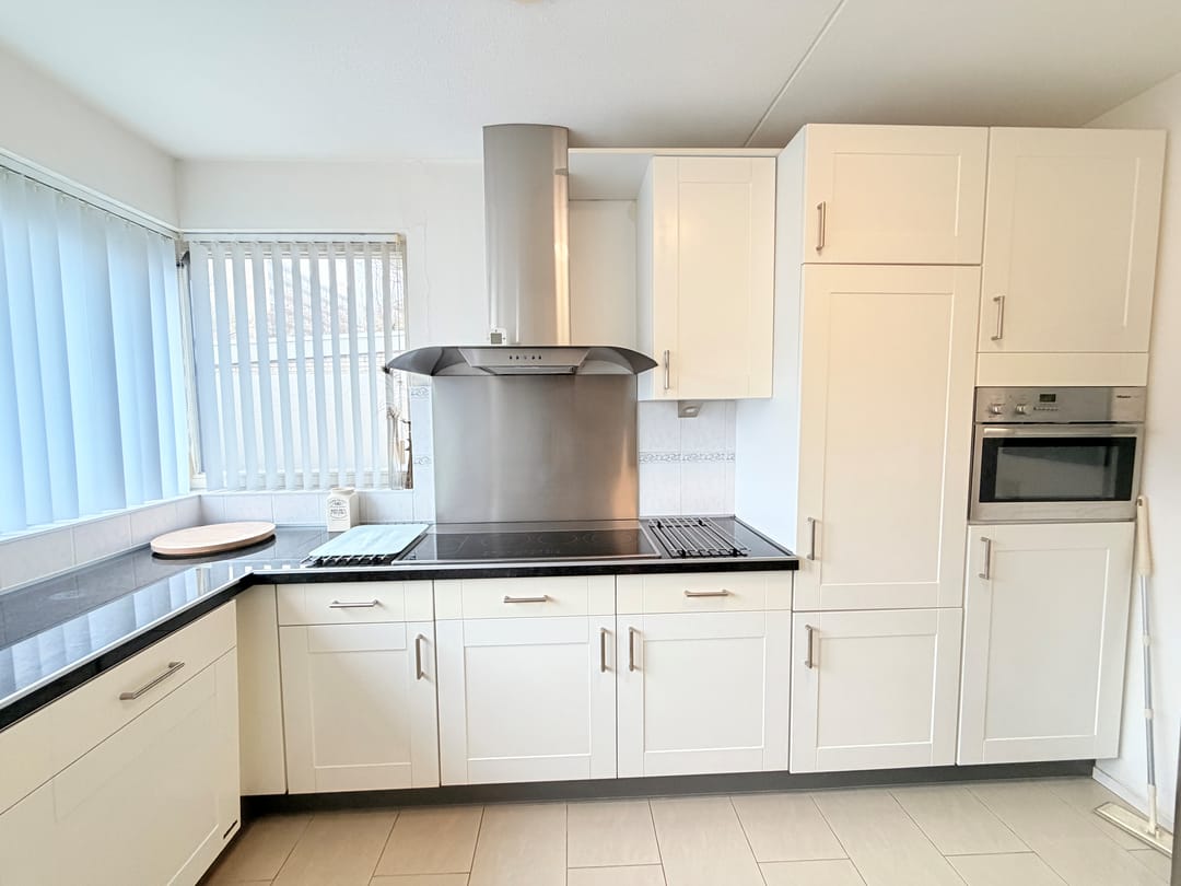 Foto 8 van Lien Gisolflaan 1