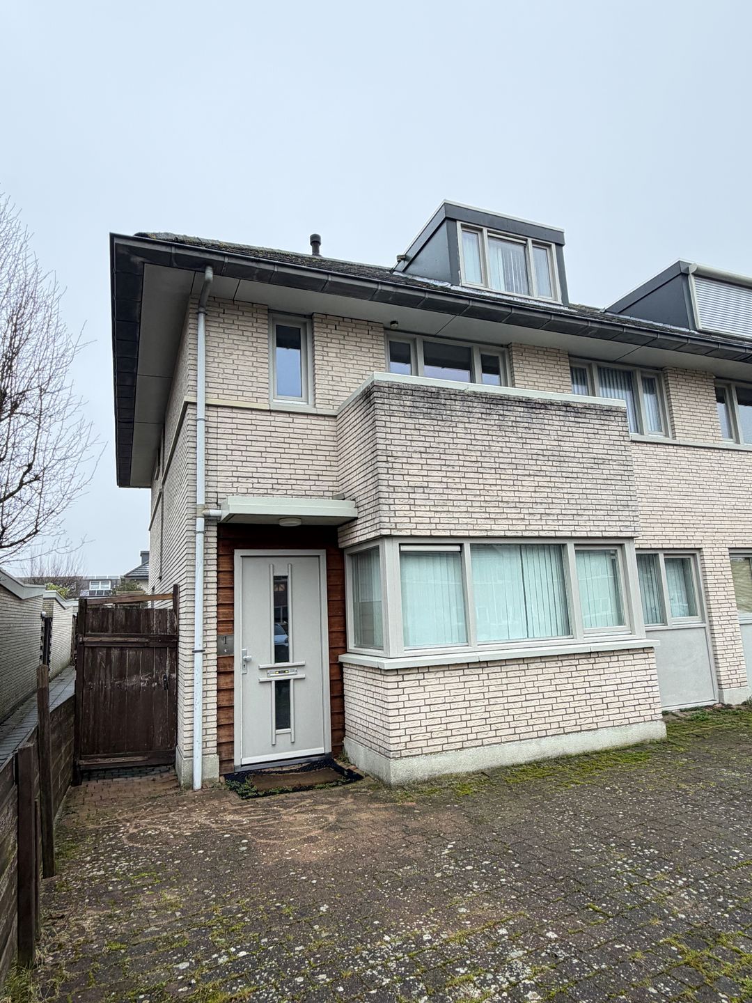 Foto 28 van Lien Gisolflaan 1