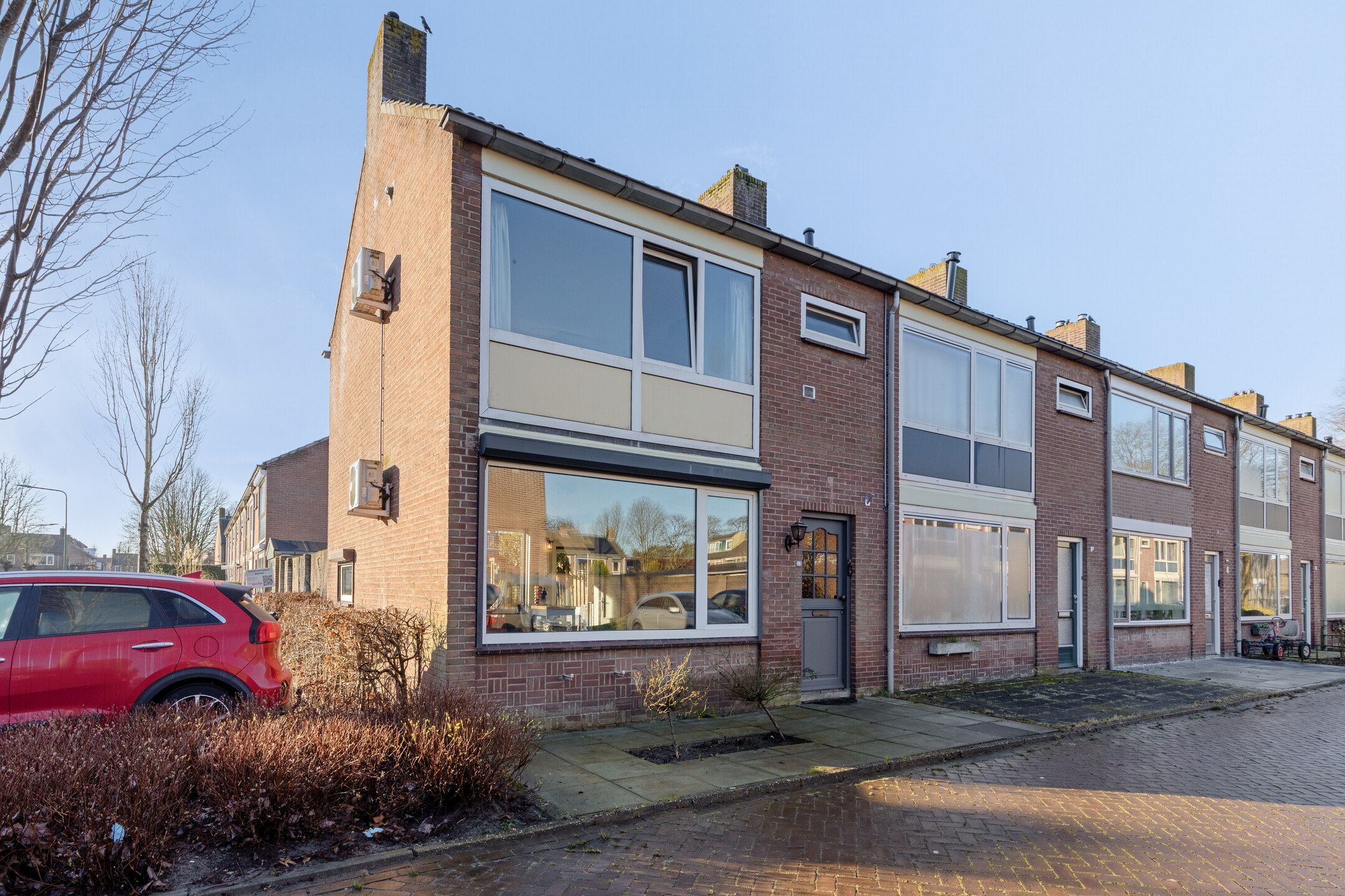 Photo 33 of Hertogenstraat 12