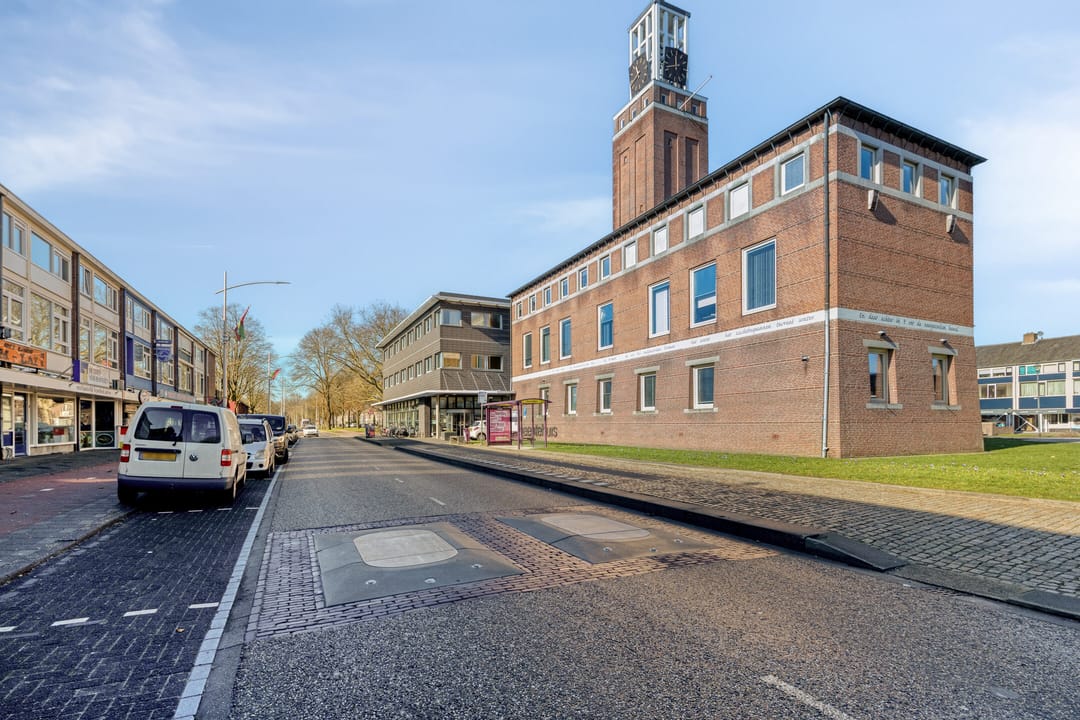 Photo 37 of Hertogenstraat 12