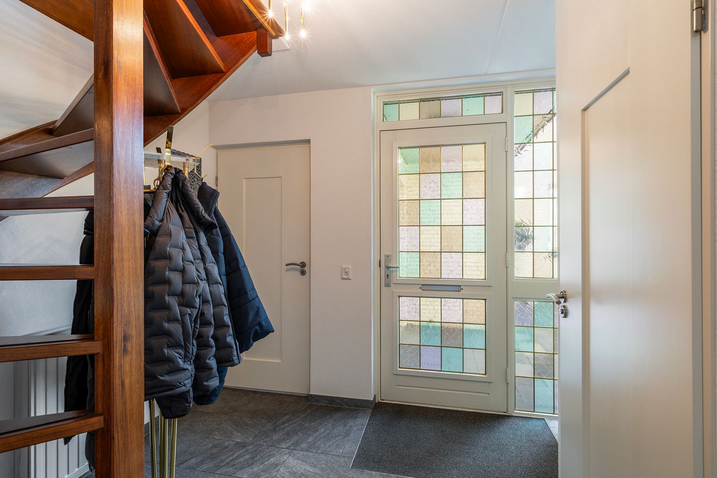 Photo 20 of Meerkoet 130