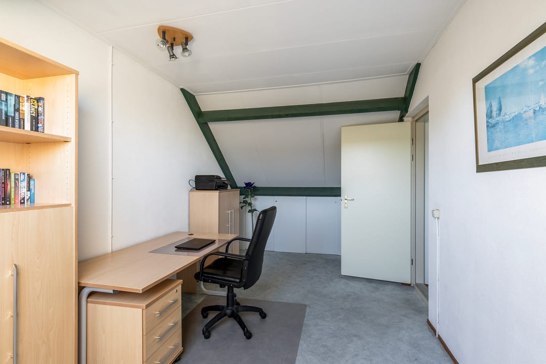 Photo 32 of Meerkoet 130