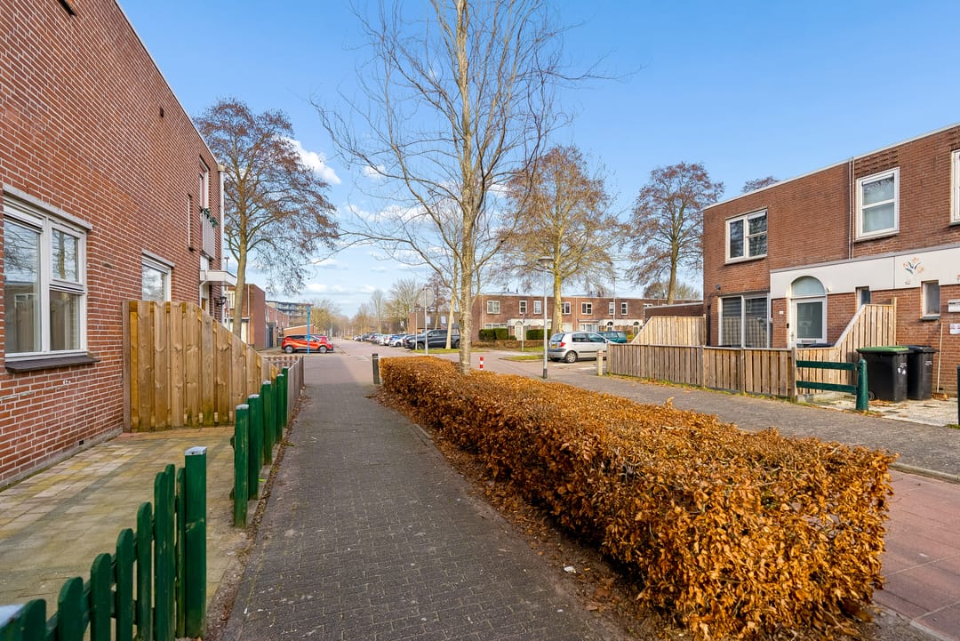 Foto 37 van Leemwierde 84