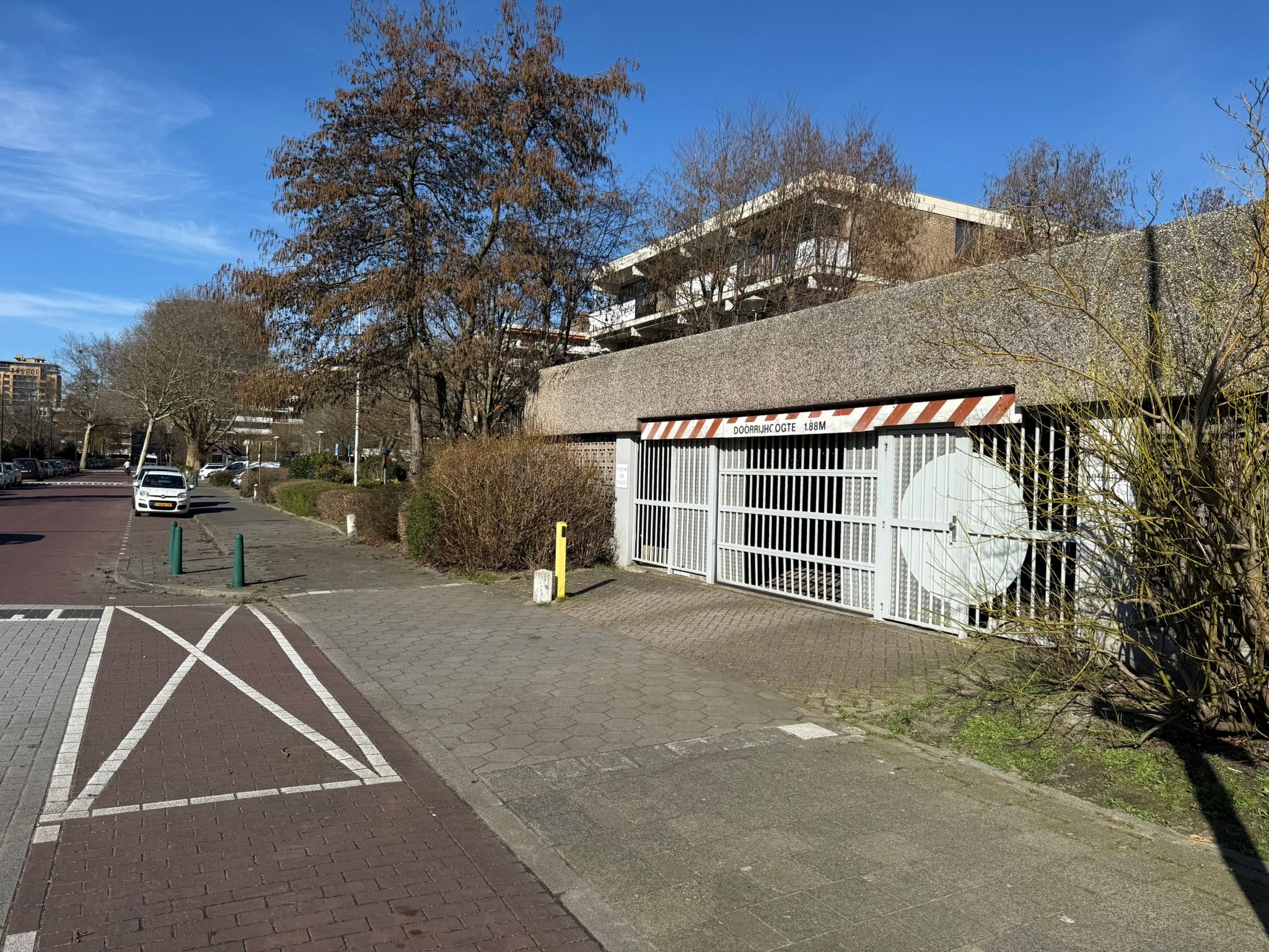 Foto 15 van Hammarskjöldlaan 467