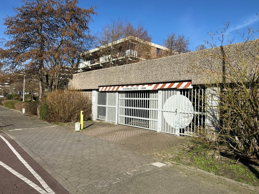 Foto 16 van Hammarskjöldlaan 467