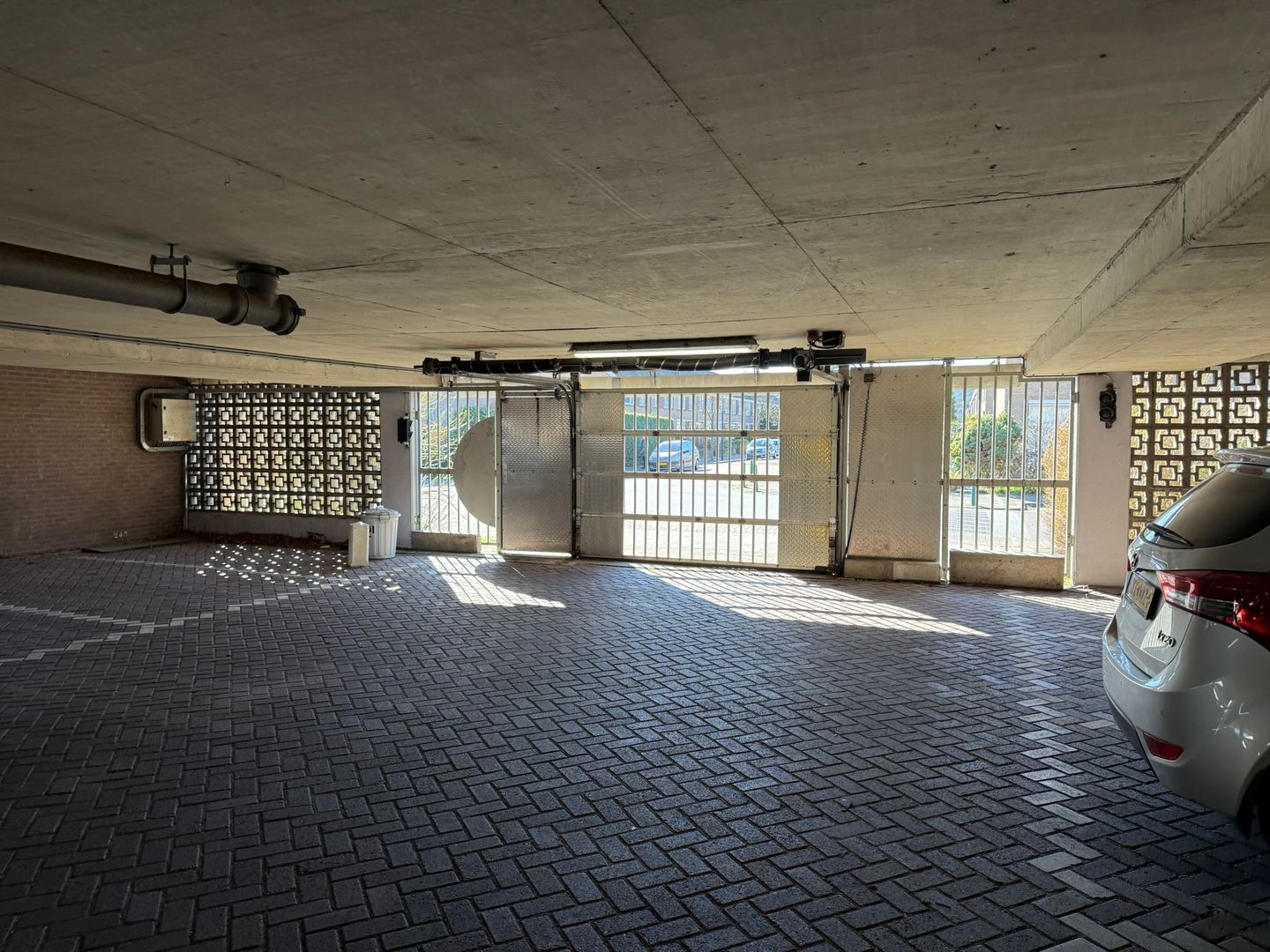 Foto 19 van Hammarskjöldlaan 467