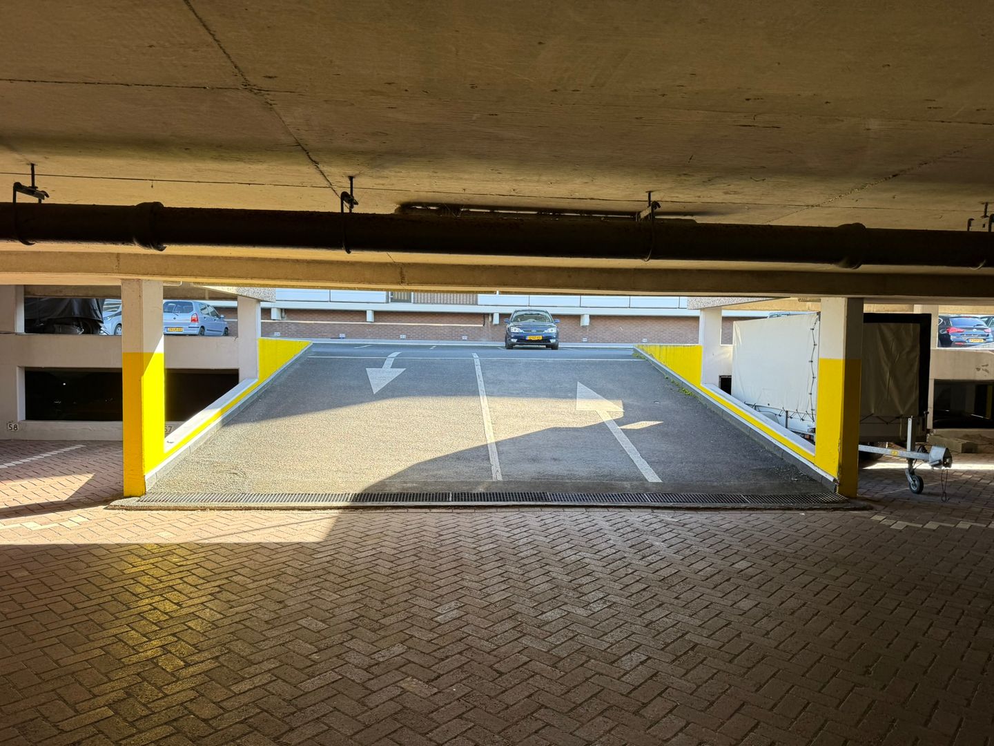 Foto 25 van Hammarskjöldlaan 467