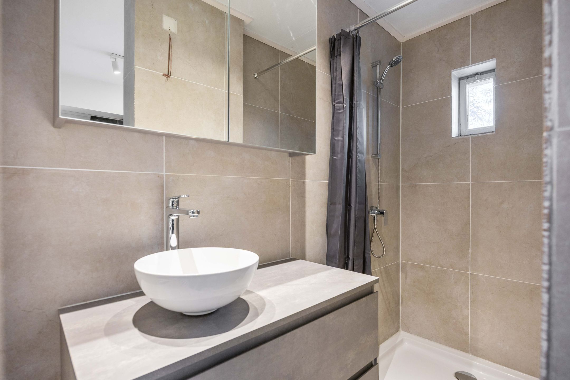 Foto 18 van Reviusstraat 4