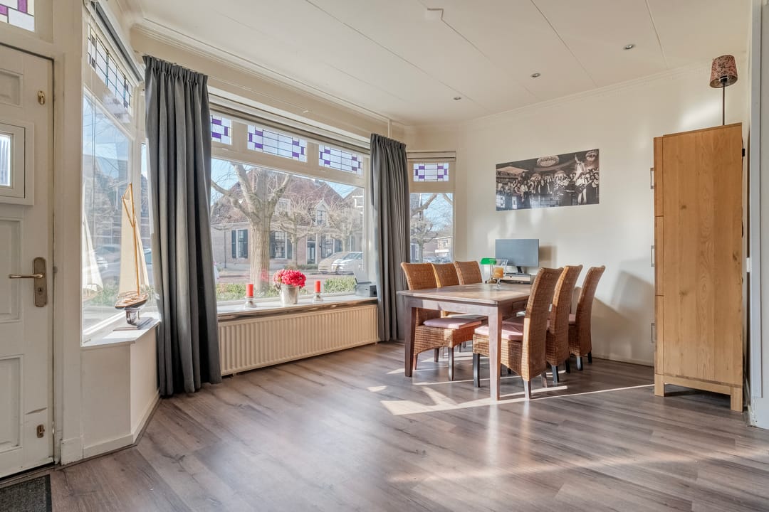 Foto 7 van Burgemeester J.C. van den Bergplein 26