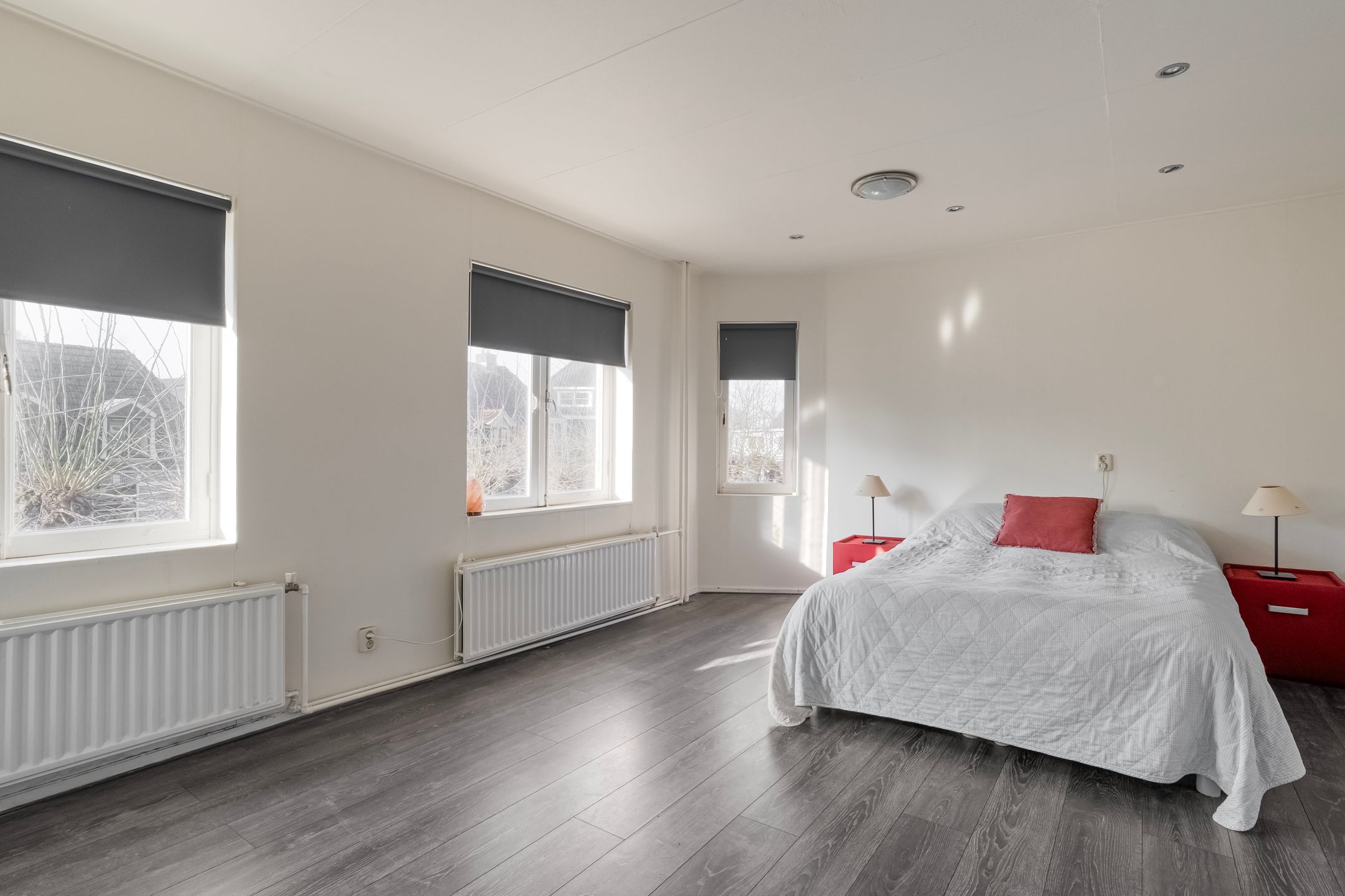 Foto 18 van Burgemeester J.C. van den Bergplein 26