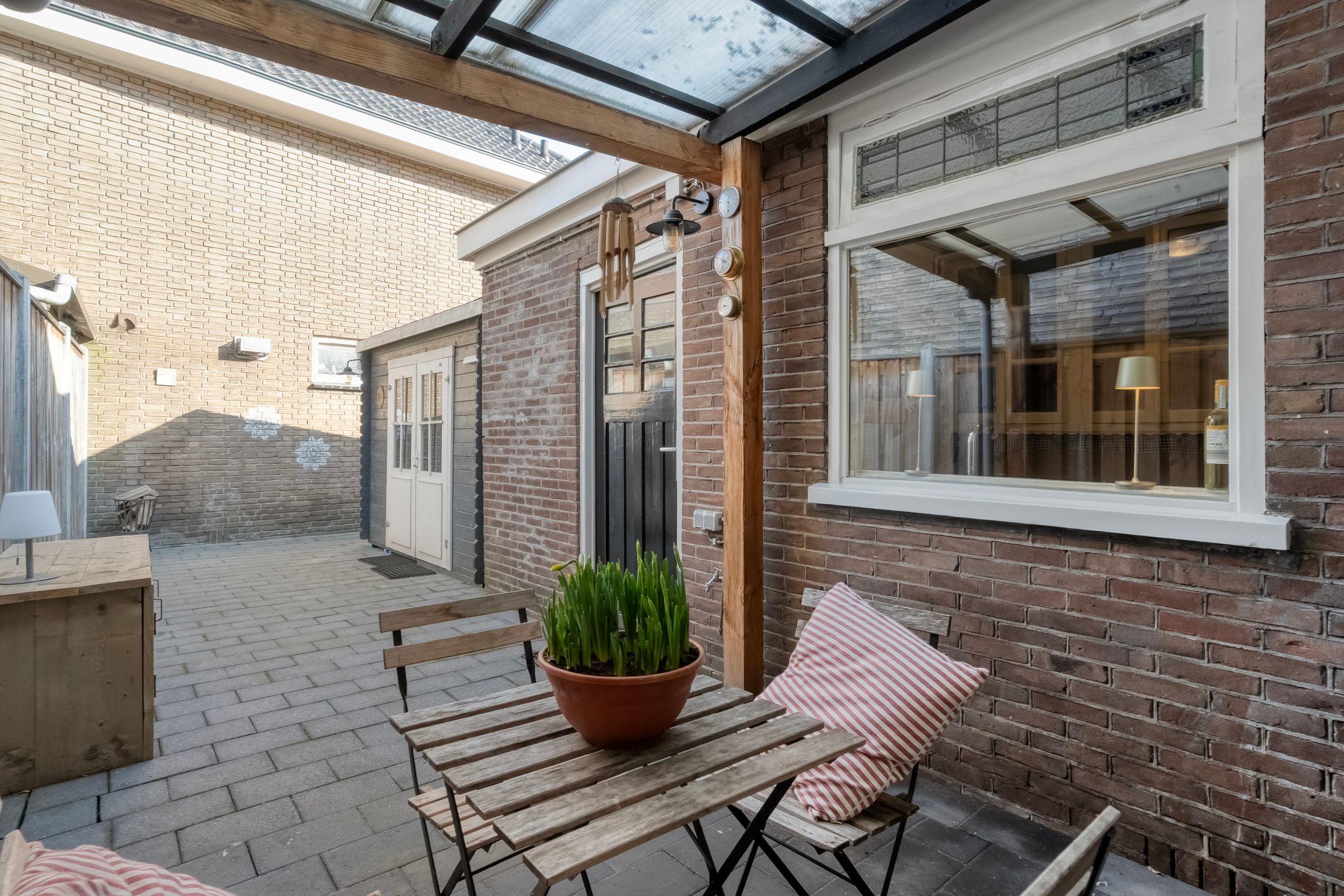 Foto 27 van Burgemeester J.C. van den Bergplein 26