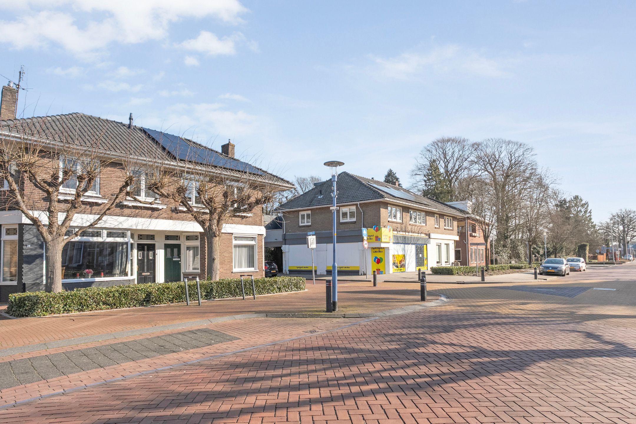 Foto 30 van Burgemeester J.C. van den Bergplein 26
