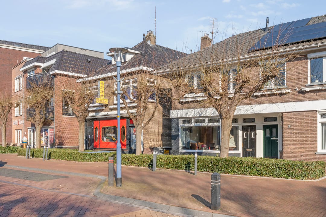 Foto 32 van Burgemeester J.C. van den Bergplein 26