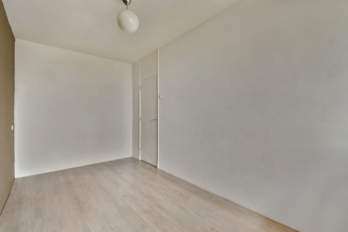 Photo 14 of Schipbeekstraat 224