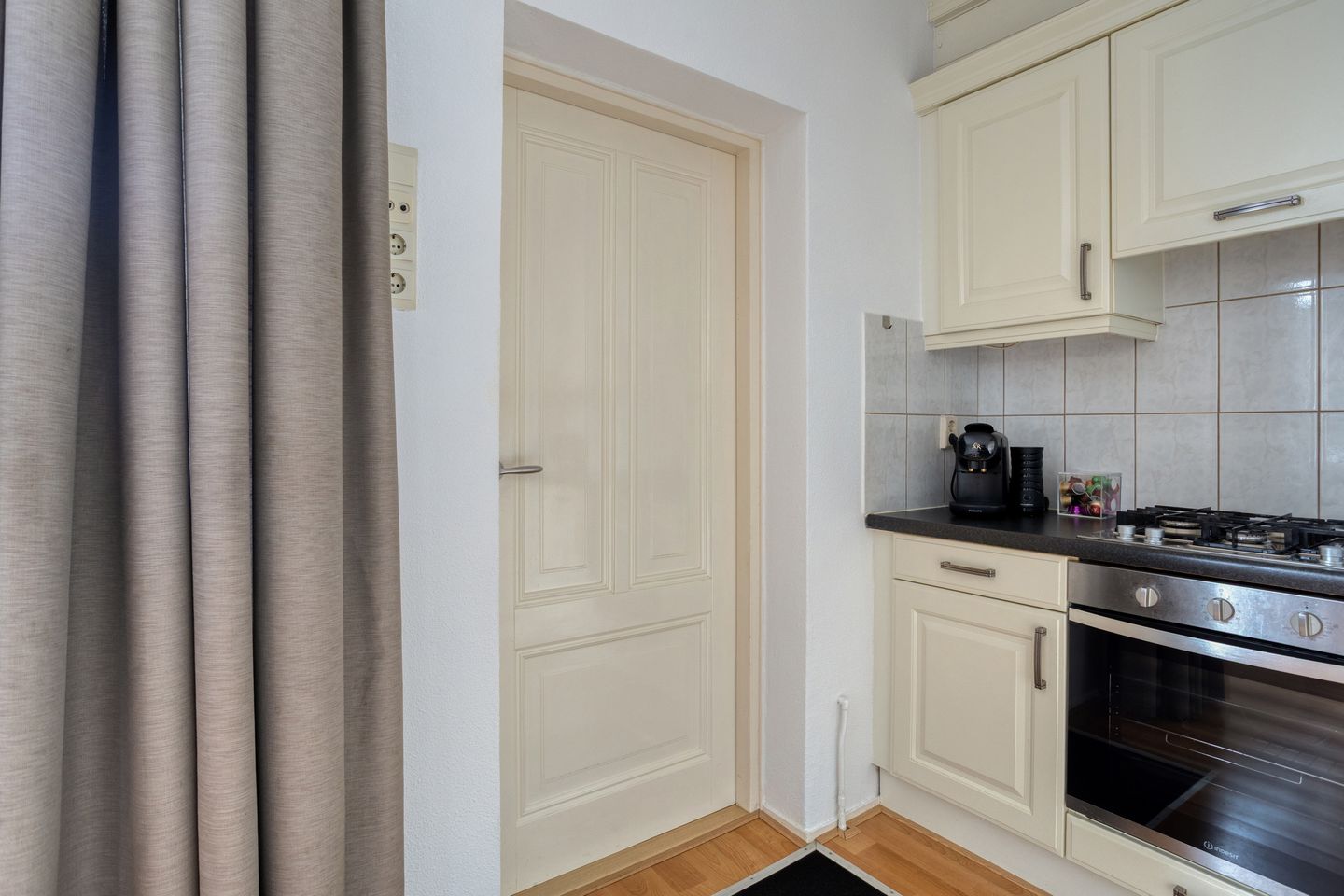 Photo 20 of Komeet 21