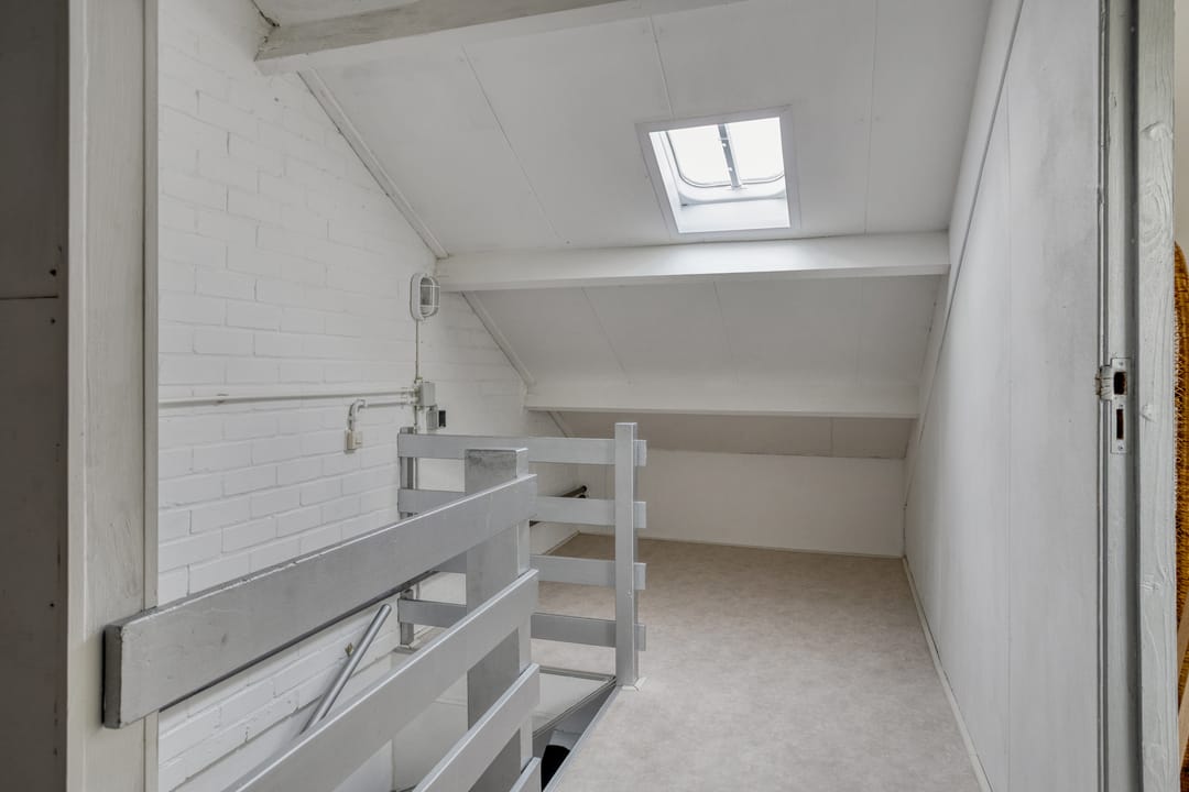 Photo 38 of Komeet 21